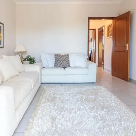 Charming Spacious Interiors And Pool * Carvoeiro (Lagoa)
